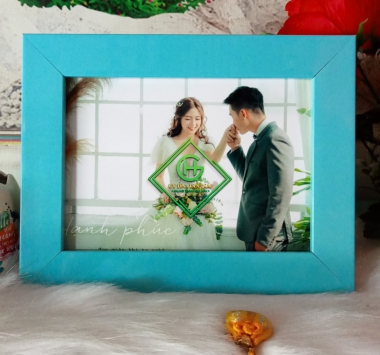 khung hình mẫu 071 xanh trơn