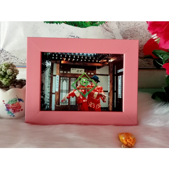 khung hình mẫu 071 hồng trơn